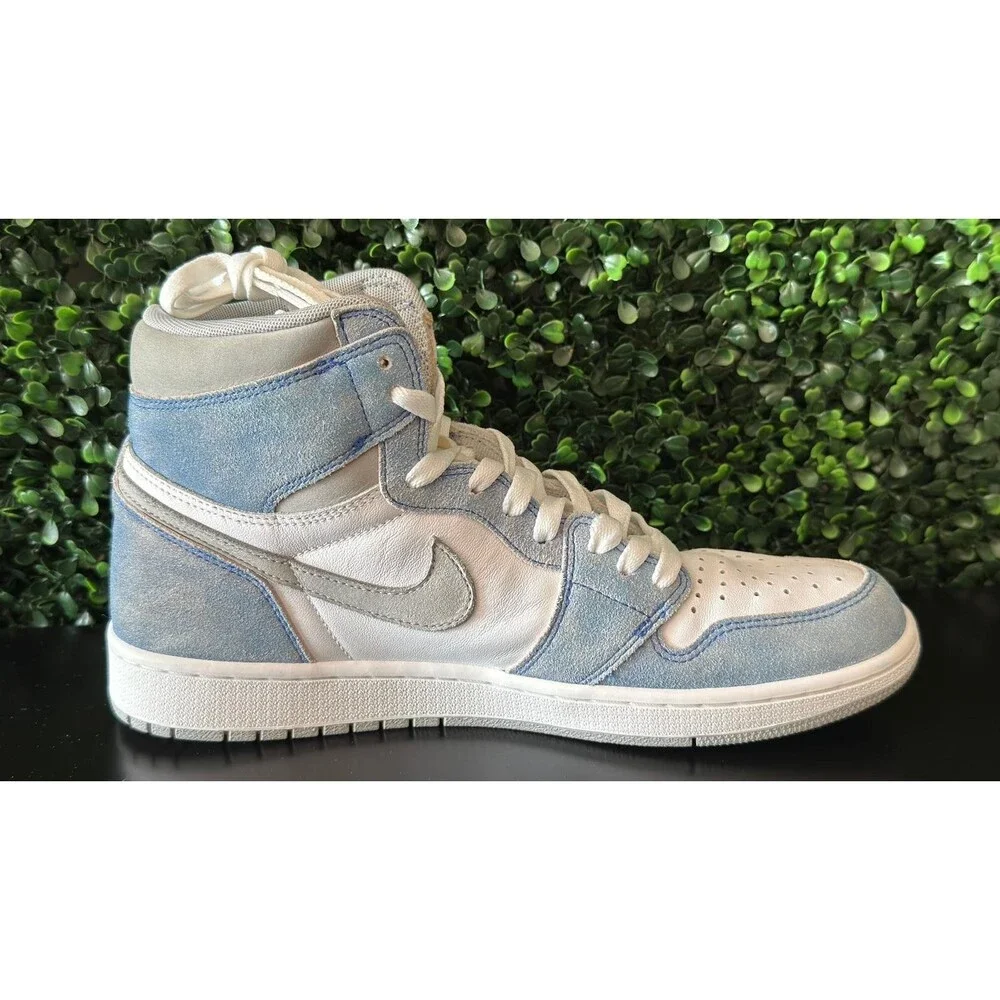 Nike Air Jordan 1 Retro High OG Hyper Royal 555088-402 Men’s Size 12